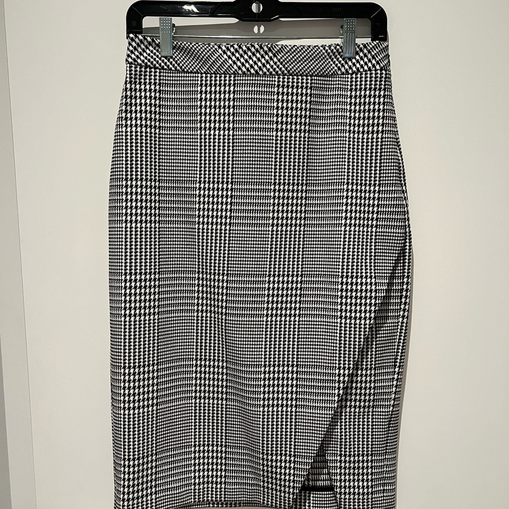 Banana Republic Black and White Midi Pencil Skirt with Slit